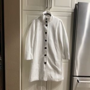 White coat with blk. Buttons small /fit a medium